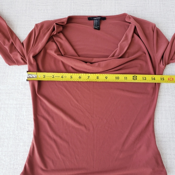 🆑️NWOT Forever 21 Long Sleeves Cowl Neckline Bodysuit Rust Brown SZ Small - Picture 7 of 9
